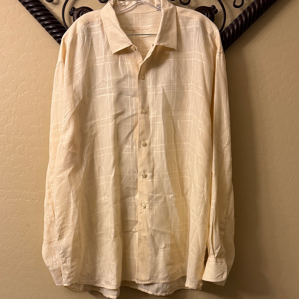 Tommy Bajama’s Men's Cream Shirt